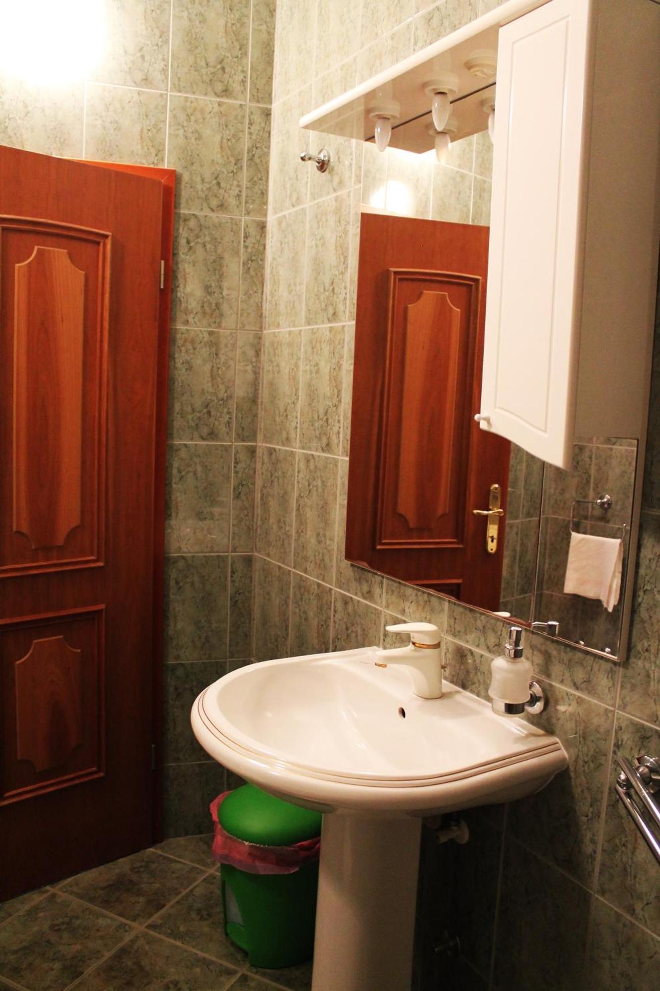 Apartments And Rooms Villa Mir 자톤 외부 사진